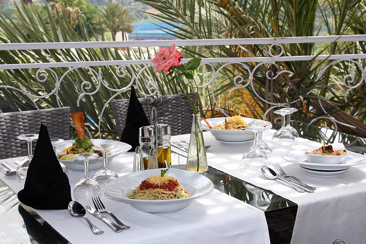 Zaki Hotel Meknès Exterior foto